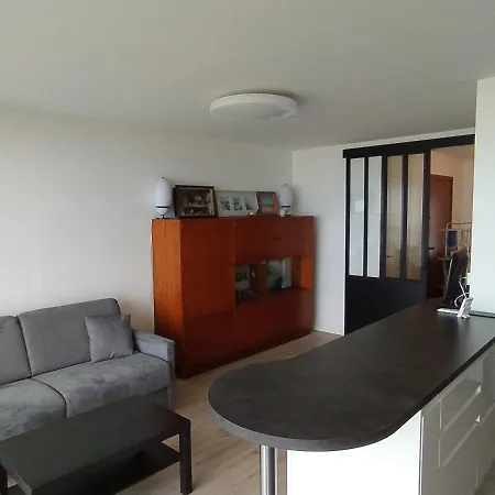 Appartement 57 M2 Les Pieds Dans L Eau Cabourg